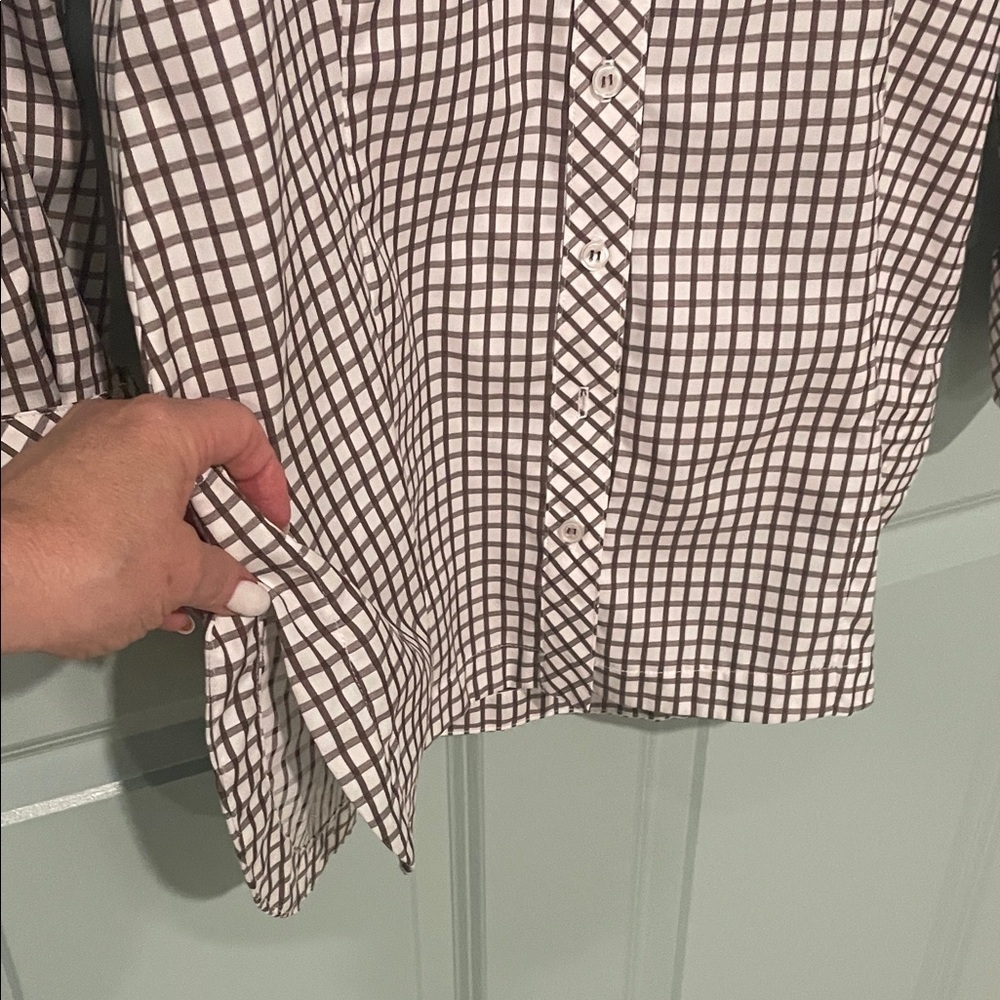 Finley Joey roll sleeve Brown and White Checkered Tunic - Picture 3 of 9